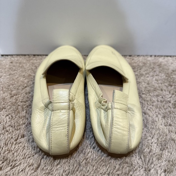 Everlane Shoes Womens Size 10.5 Yellow Leather Loafers Slip On Made In Italy - Picture 4 of 9